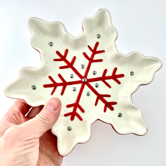 Hallmark Snowflake Treat Candy Dish Red & White Ceramic Christmas Decorations - Picture 9 of 11
